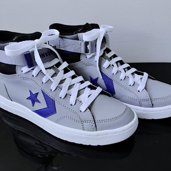 Converse Men Pro Blaze V2 Sport Luxe Faux Leather Sneaker in Classic Grey/Black - Picture 4 of 14